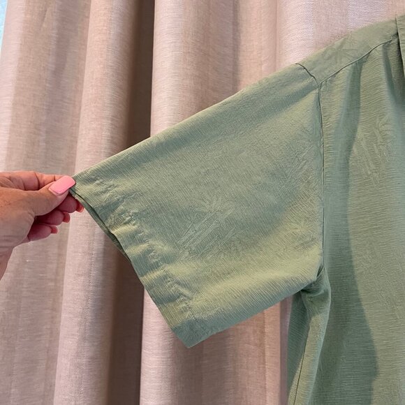 Men's Havana Jack's Cafe Tropical Silk Short Sleeve Shirt, Size Large - Picture 2 of 10